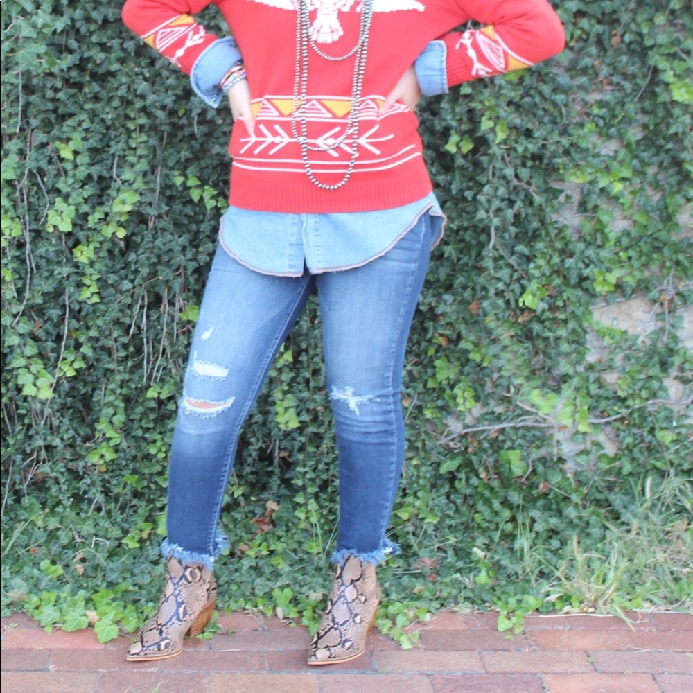 Hazel Distressed Skinny Jean
